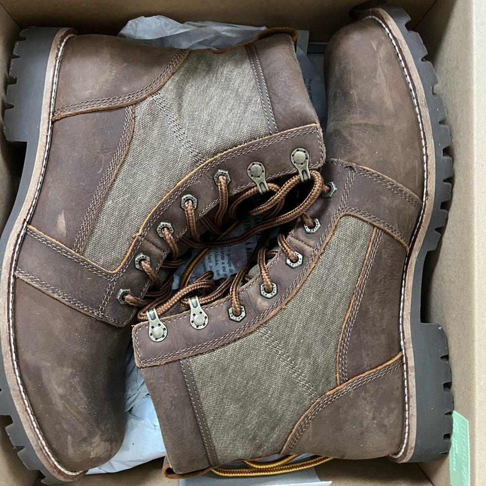 Brand new Kodiak Thane brown leather men’s boots
